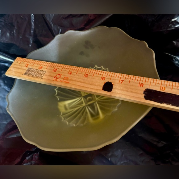 VINTAGE FROSTED SATIN YELLOW FOOTED GLASS CONSOLE BOWL/FRUIT BOWL - Picture 4 of 5